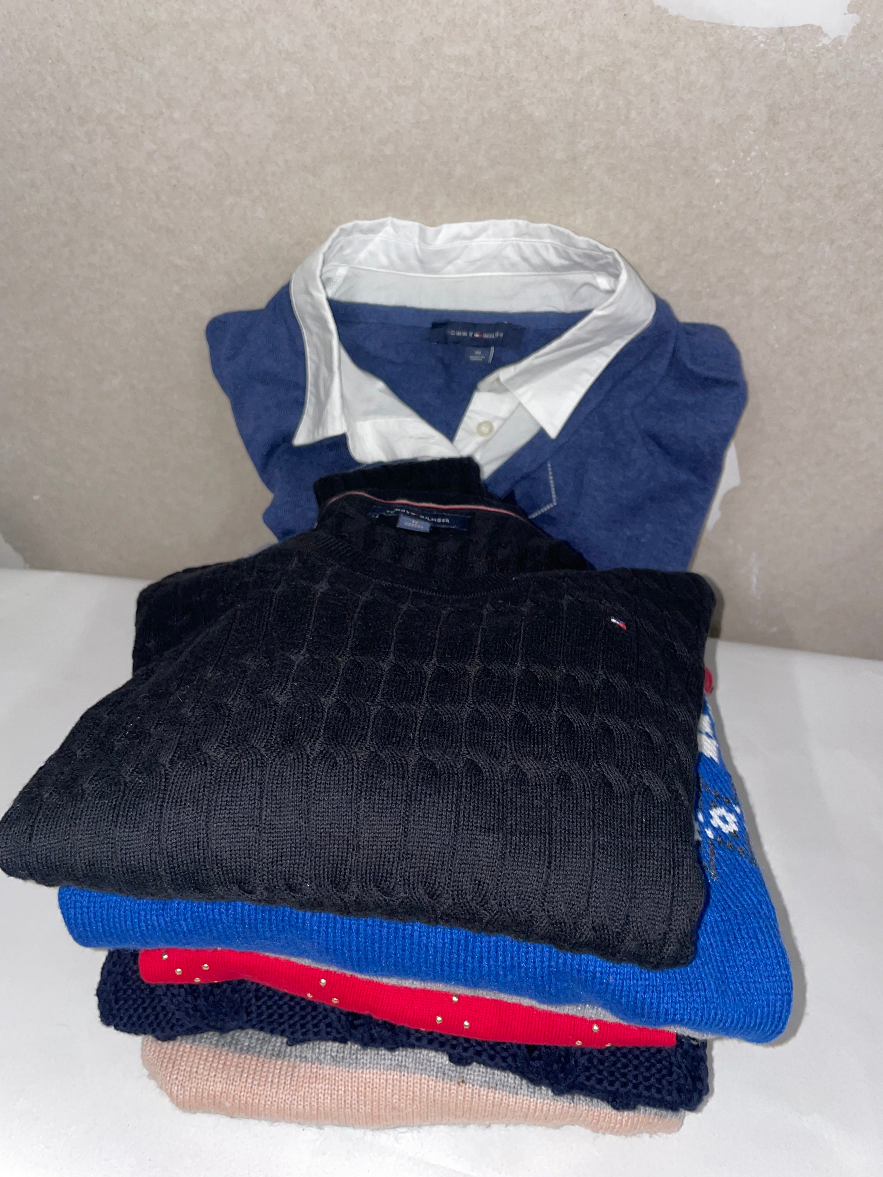 10 kg Second-Hand Damen-Knitwear – Tommy Hilfiger Sweaters, Grade A