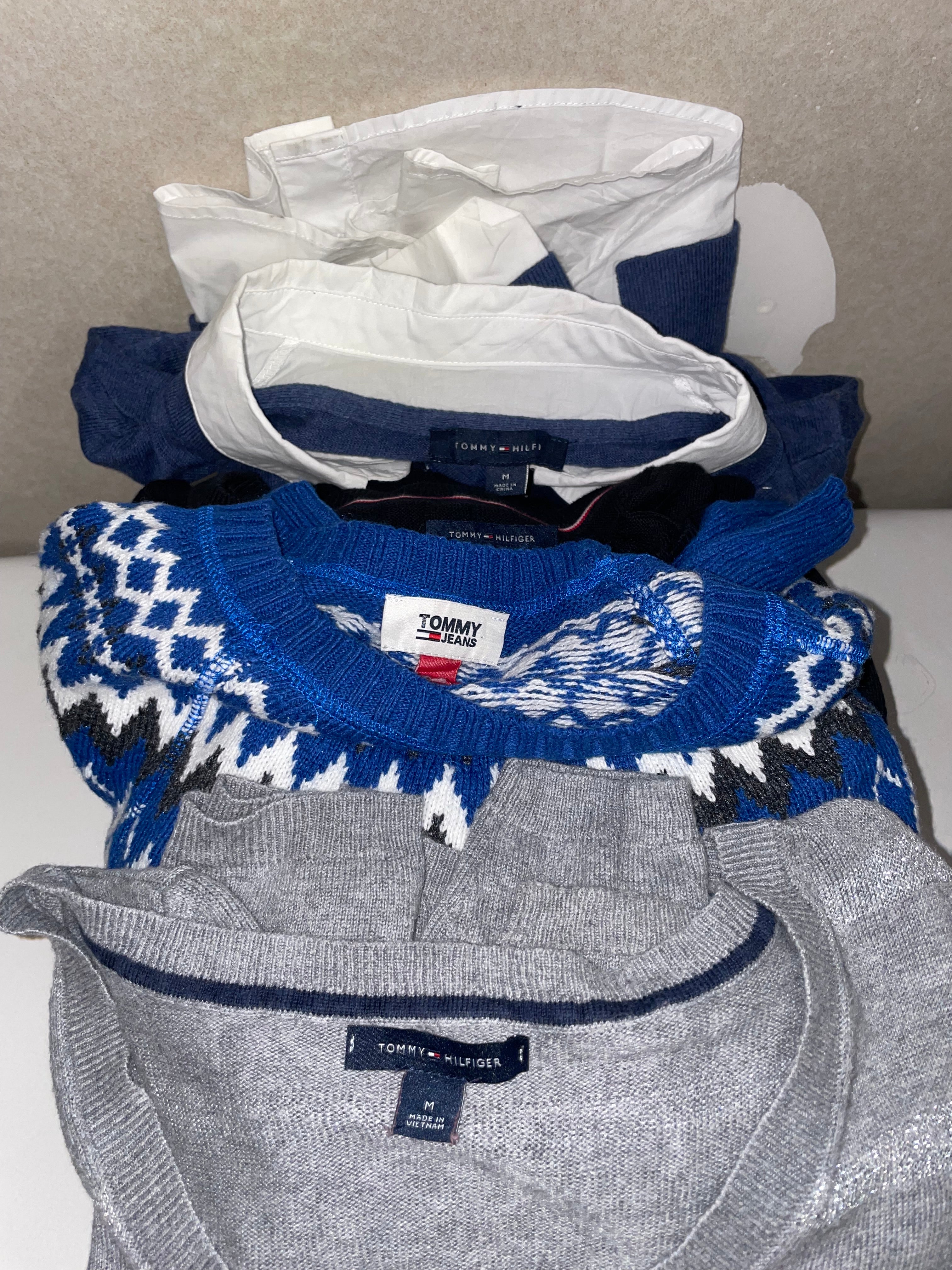 10 kg Second-Hand Damen-Knitwear – Tommy Hilfiger Sweaters, Grade A